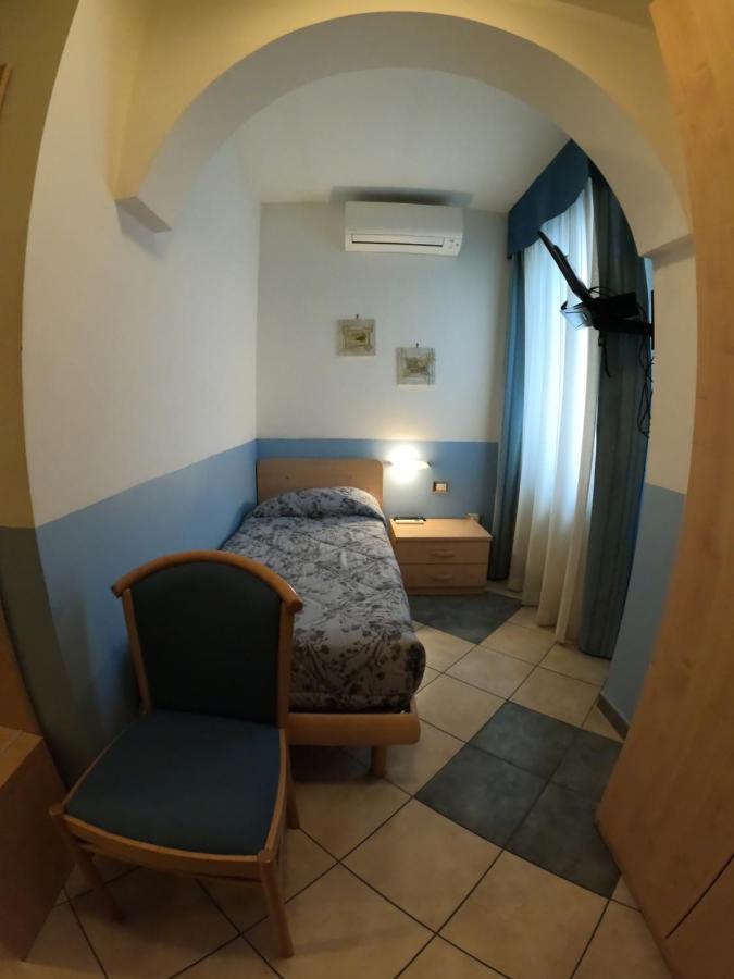 Albergo La Caravella Staranzano Exterior foto